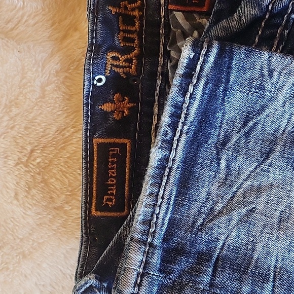 Rock Revival - Picture 3 of 4